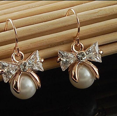 10元店爆款韩版锆石耳环 日韩精致时尚气质水钻耳钉耳环耳挂 女防过敏耳饰品（B4-1-4）