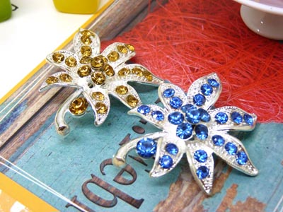 新款 胸针 花朵状胸花 高档满钻别针 流行衣服配饰 -16号B2-1-5-6