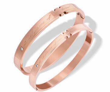 欧美时尚潮人新款高品质玫瑰金钛钢情侣手镯男女不掉色礼物六C4-1-1