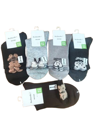 19号爆款秋冬加绒加厚羊绒女袜中筒复古羊毛袜防寒保暖加绒加厚袜子八B30-4-2