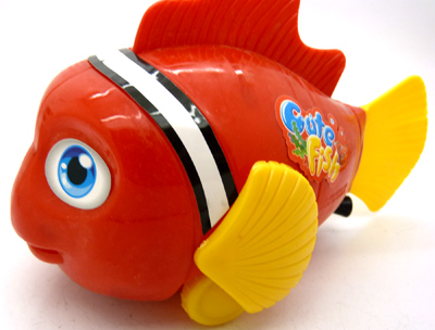 最新益智玩具 大号拉线鱼玩具 拉线玩具 在地上跑的鱼
