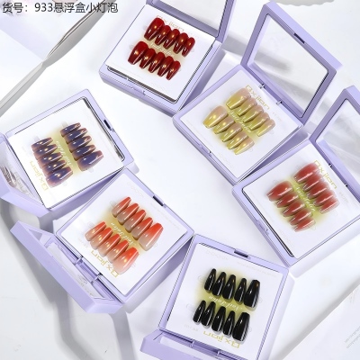 933悬浮盒小灯泡穿戴甲指甲贴秋冬氛围立体美甲贴手工穿戴甲 600/件