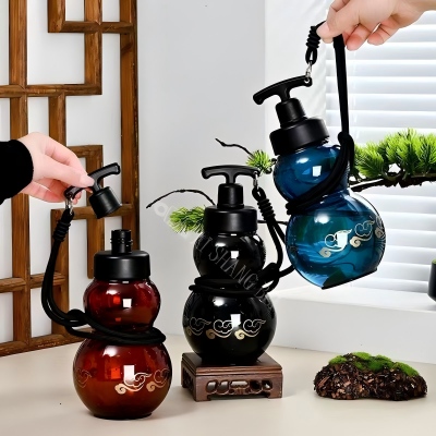 700ML-9061葫芦水壶太空杯 60/箱